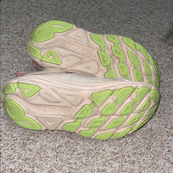 HOKA Women's Clifton Light Pink Running Shoes - Picture 5 of 9